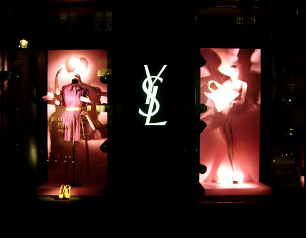 YSL-Yves Saint Laurent-Paris-Milano-accessories-fashion-luxury-visual merchandising-window displays-windows-moda-vetrine-lusso-brand identity-beauty-top brand-design-Marco Stalla